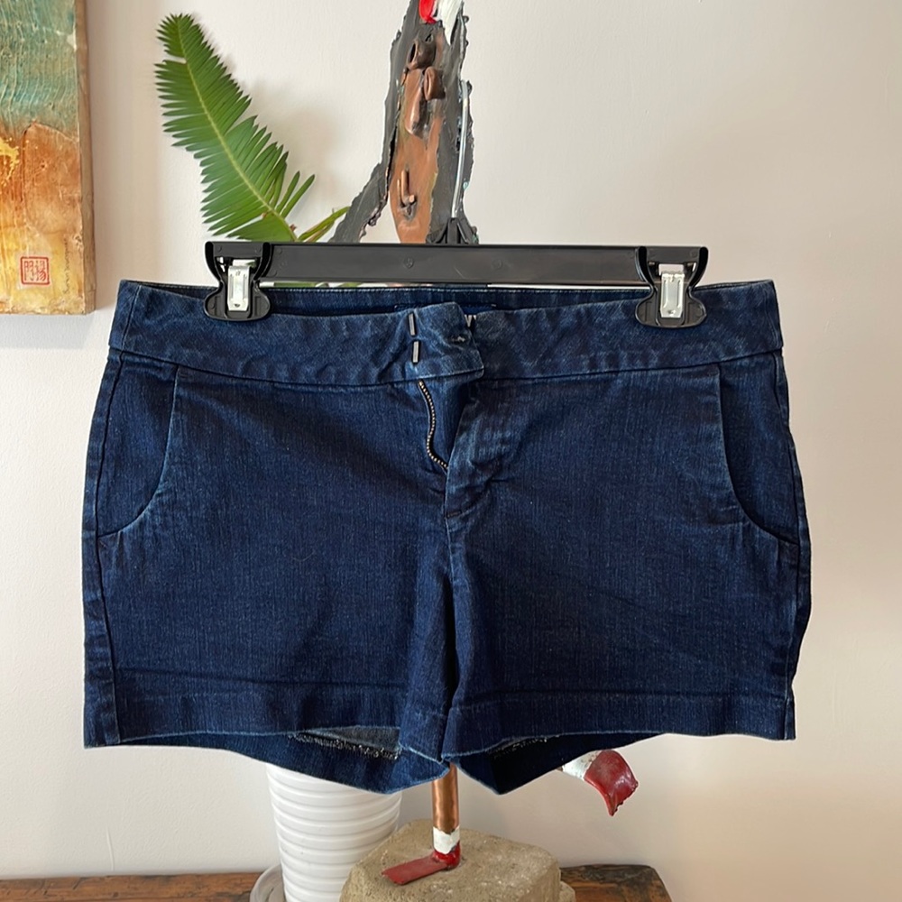 Old Navy denim jean shorts sz 6